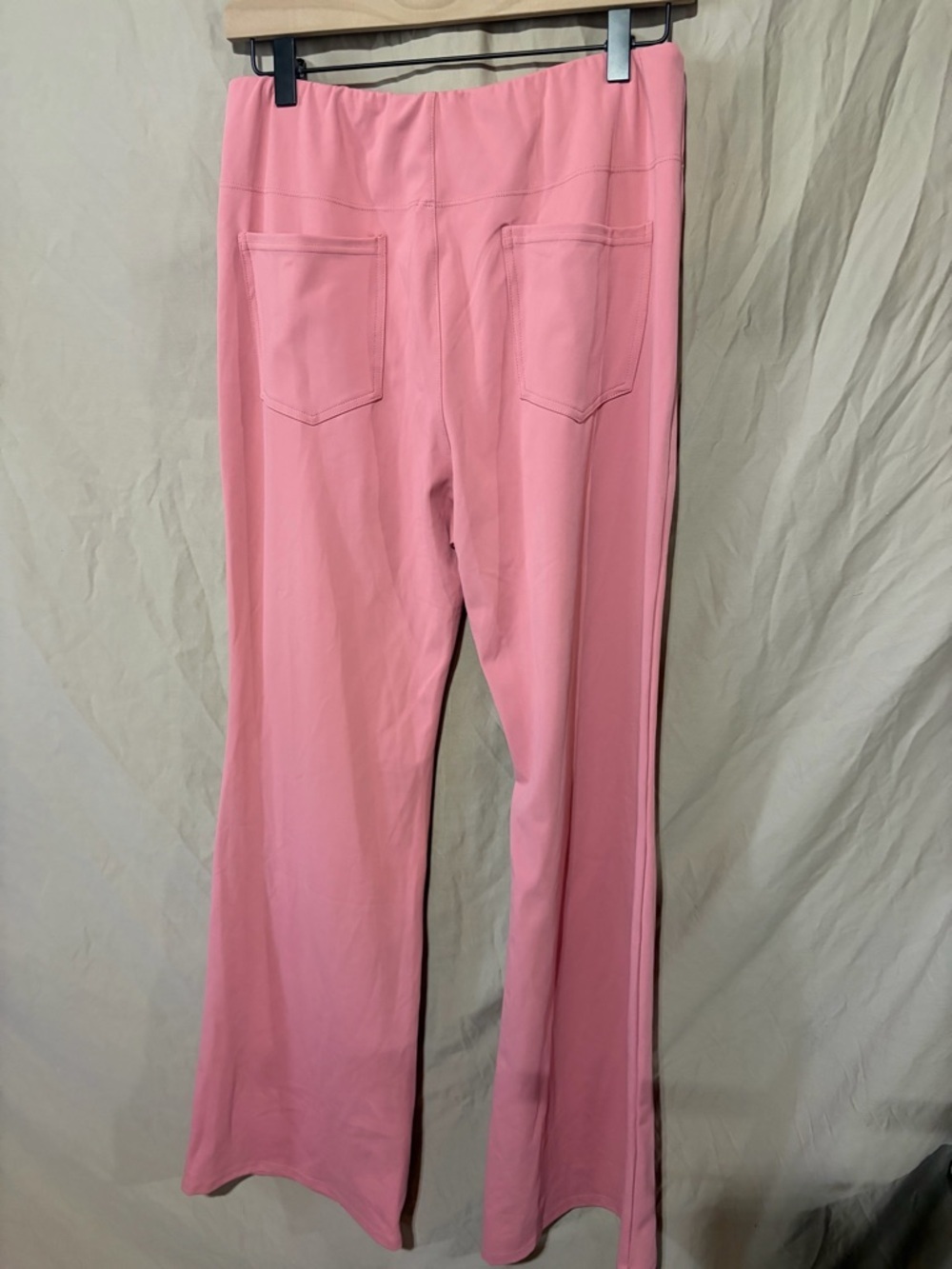 Halara pants - Picture 2 of 4